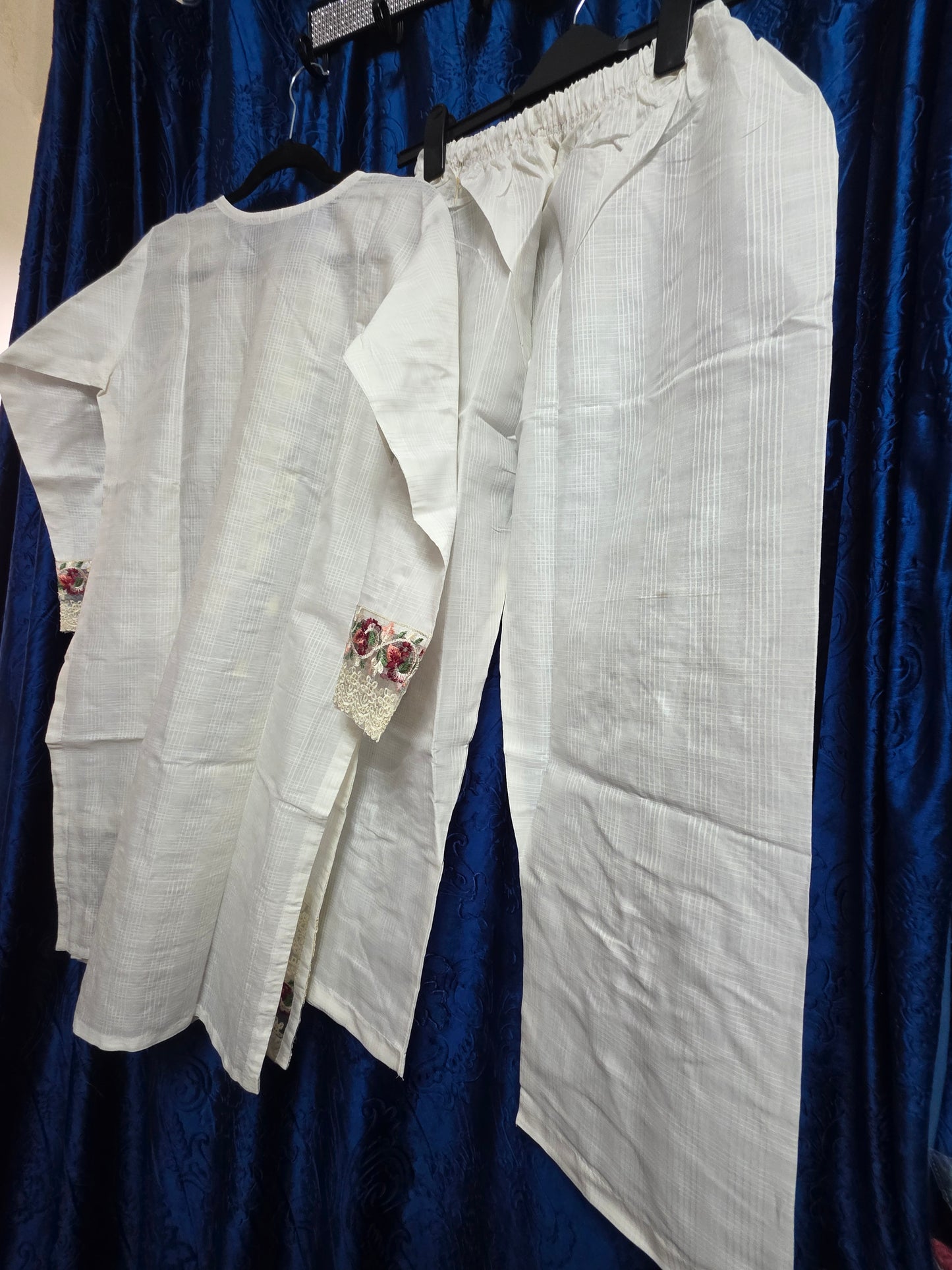 Simple white embroidered elegant cotton 2pc asian set