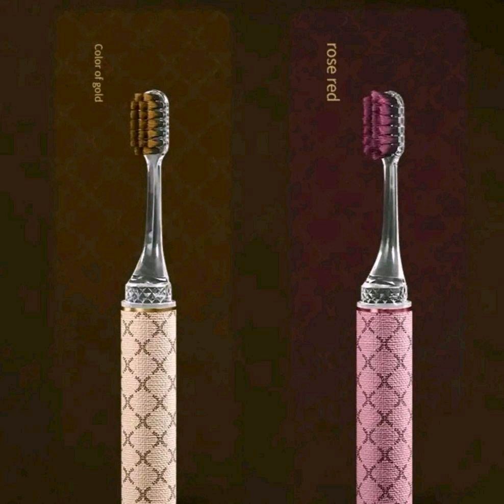 Luxury toothbrush set