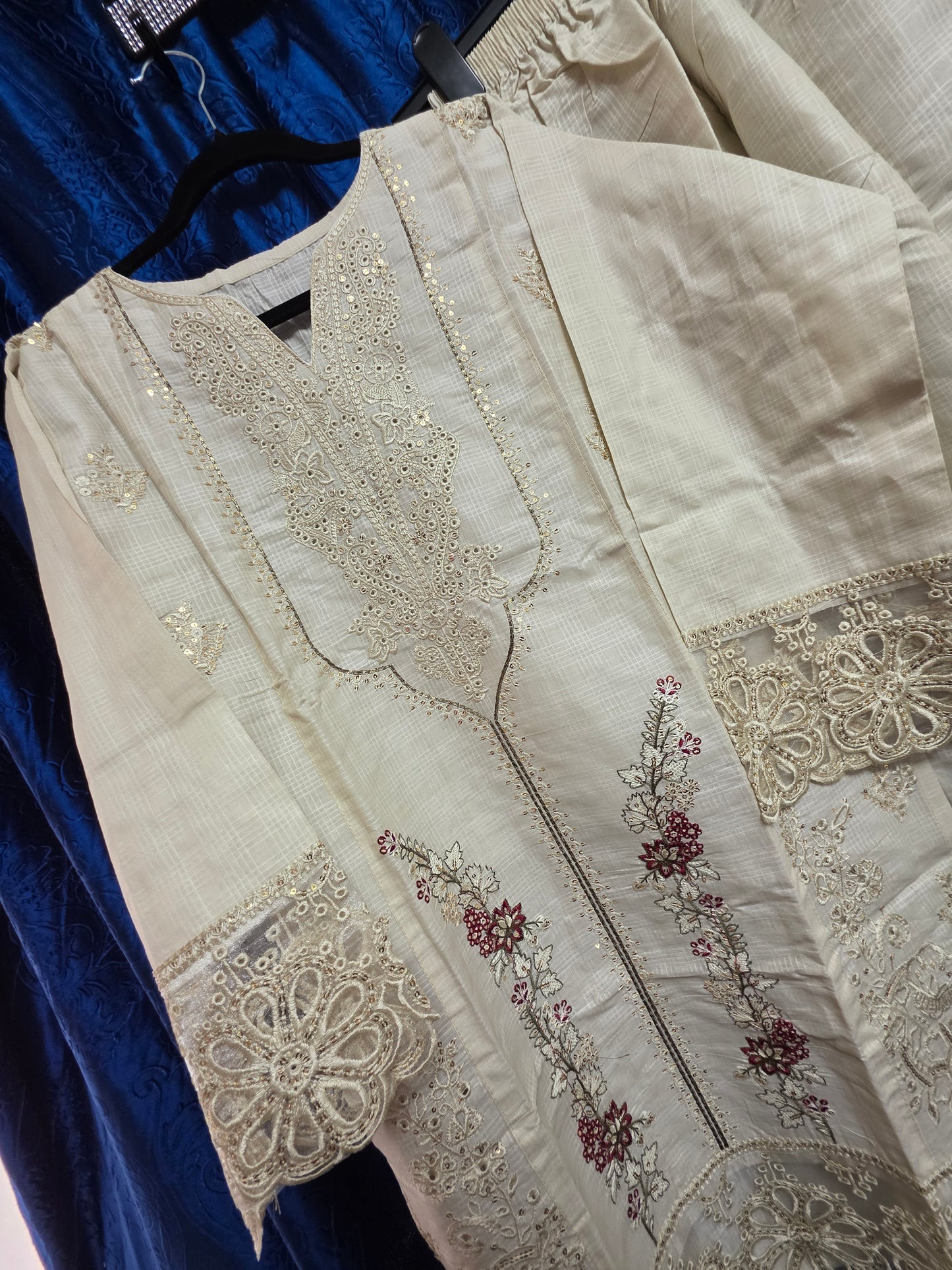 Elegant embroidered 2pc asian set, cotton