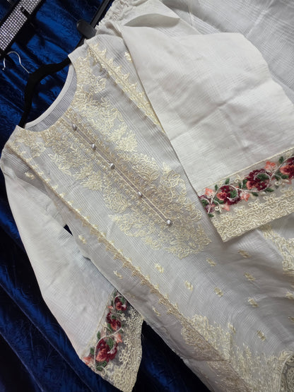 Simple white embroidered elegant cotton 2pc asian set