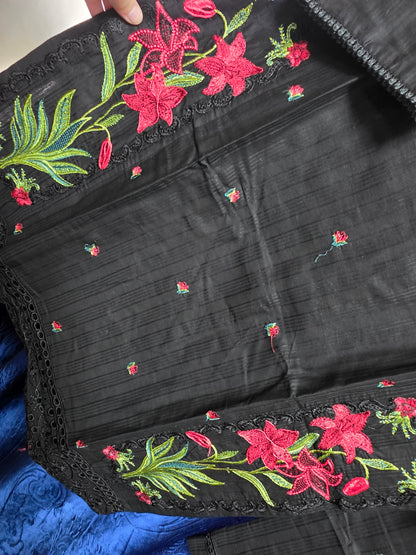 Beautiful floral embrpidery 2pc coord asian set